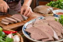 Mẹo luộc gan heo trắng hồng, không khô bở