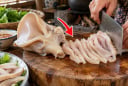 Cách luộc tai heo trắng giòn sần sật