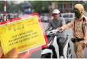 Từ 1/7/2024: Bãi bỏ bảo hiểm xe máy bắt buộc, người dân chẳng lo CSGT xử phạt đúng không?