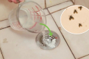 Phòng tắm hay có côn trùng nhỏ bay ra, dùng ngay thứ này để diệt sạch chúng