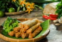 Rám nem thả ngay vào chảo dầu nóng là dại: Làm thêm bước này nem giòn tan, để lâu không lo ỉu