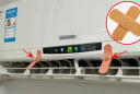 Người thông minh hay dán miếng urgo lên điều hòa, biết công dụng ai cũng muốn học theo