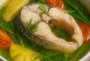 Canh cá ngon không tanh, thịt cá ngọt, nước trong veo thơm nức nhờ 4 mẹo này