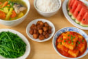 Gợi ý mâm cơm ngày hè mát lành, đủ món chỉ dưới 200 nghìn cho cả nhà 4 người