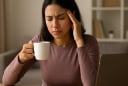 Uống cà phê sai cách khiến bạn hay đãng trí? Đây là lý do và cách khắc phục