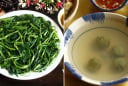 Khi luộc rau muống, nên cho sấu trước hay sau: Vấn đề tưởng đơn giản nhưng không ít người trả lời sai