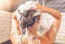 4 khung giờ dù có bẩn tới mấy cũng không nên gội đầu