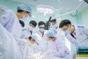 Từ 1/1/2027, bác sĩ bắt buộc thi đánh giá năng lực trước khi hành nghề, tương tự nhiều quốc gia tiên tiến