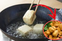 Rán đậu đừng thả ngay vào chảo: Thêm 1 bước đậu vàng giòn, không dính chảo