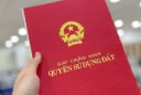 Xóa bỏ “Sổ đỏ hộ gia đình” từ 1/8/2024: Nếu không đổi sang mẫu mới có bị phạt không?