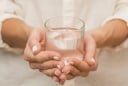 Không phải ngồi lâu, đây mới là 4 thói quen âm thầm phá hủy mạch máu mỗi ngày