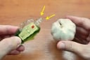 Trộn tỏi với dầu gió, tưởng lãng phí hóa ra có công dụng không ngờ