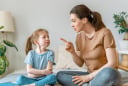 6 câu nói 'độc hại' của cha mẹ rất độc hại khiến trẻ nghĩ chúng là gánh nặng, kìm hãm sự tự tin