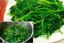 Cách luộc rau xanh mướt, giòn ngon, không bị nát: 6 mẹo cực dễ áp dụng