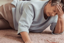 Cách sơ cứu người bị đột quỵ đúng cách: 2 sai lầm nguy hiểm nhiều người vẫn mắc phải