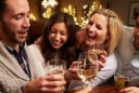 Bí mật giàu có: Chỉ cần dứt bỏ 3 mối quan hệ này, cuộc đời bạn sẽ sang trang