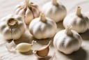 Tỏi là món cực tốt nhưng chuyên gia khuyến cáo có 4 nhóm người không nên ăn