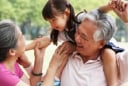2 điều cha mẹ nên làm cho con cái khi về già, quý hơn cả tiền bạc
