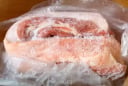 3 mẹo rã đông thịt giữ nguyên độ tươi ngon, không cần ngâm nước
