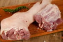 Chân giò trước và chân giò sau, phần nào ngon hơn?