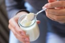 Ăn sữa chua mắc 5 sai lầm này là rước thêm bệnh vào người