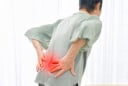 Người bệnh xương khớp dễ tái phát trong ngày mưa bão: 4 cách giảm đau nhức nhanh chóng nhất