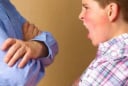Con hỗn láo khiến cha mẹ ‘bất lực’? Chuyên gia chỉ ra 5 sai lầm phổ biến nhiều phụ huynh mắc phải