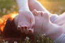 4 cách để đi qua quá khứ, biến đau thương thành hạnh phúc