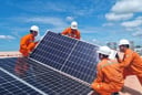 Tin vui: Người dân lắp điện mặt trời mái nhà sắp được hỗ trợ đến 3 triệu đồng mỗi hộ