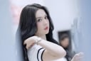 Ngọc Trinh thừa nhận phải can thiệp thẩm mỹ để 'trùng tu' nhan sắc, níu giữ tuổi xuân