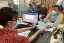 Đóng đủ 20 năm BHXH, nên đóng tiếp hay chờ nghỉ hưu thì tốt hơn?