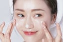 Tuyệt chiêu thoa kem dưỡng giúp da căng bóng