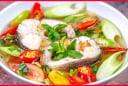 Cách nấu canh cá ngọt chua thanh thanh không tanh chút nào