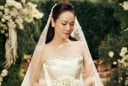 Nhật Kim Anh bất ngờ tung ảnh mặc váy cưới