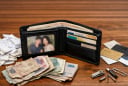 5 thứ không nên để trong ví kẻo hao tài tán lộc, nhiều người mắc mà không biết