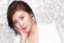 Ha Ji Won ở tuổi 48 vẫn trẻ trung nhờ thói quen uống một loại nước suốt 15 năm