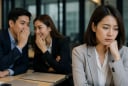 3 việc tuyệt đối không nói ở công sở: Lỡ miệng một câu, mất điểm cả chặng đường