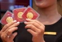 Giá vàng 1/5/2026: Thế giới “bốc đầu”, SJC lao dốc 12 triệu/tháng