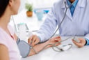 Nhiều người ăn mỗi ngày mà không biết: 5 món ăn vặt tưởng bổ mà âm thầm rước bệnh vào người