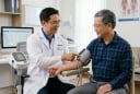Nhiều người đo huyết áp sai mà không biết: Giáo sư tim mạch chỉ ra lỗi cực phổ biến