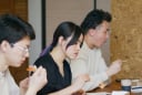 Sau khi cha mẹ qua đời, hãy tránh xa 3 kiểu người thân này để cuộc sống bình yên hơn