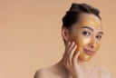 4 cách làm mặt nạ đu đủ giúp da sáng và hỗ trợ làm mờ thâm tại nhà