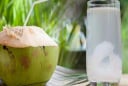 4 nhóm người dưới đây không nên uống nước dừa kẻo rước bệnh