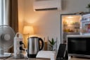 Những thói quen âm thầm khiến hóa đơn điện tăng cao