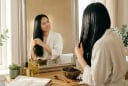 Dùng cà phê ủ tóc: Mái tóc xỉn màu cũng trông bóng khỏe hơn thấy rõ
