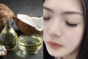 Cách dưỡng mi nhanh dài, cong vút bằng dầu dừa