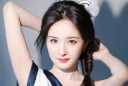 Mỹ nhân U40 gây chú ý với làn da trắng mịn suốt hơn một thập kỷ nhờ thường xuyên ăn loại quả quen thuộc