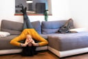 Phụ nữ sống một mình: Cô đơn hay đang hạnh phúc theo cách riêng?