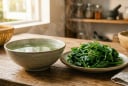 Loại rau quen thuộc nhiều người luộc bỏ nước nhưng lại chứa không ít dưỡng chất