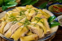 Vì sao thịt gà cần có lá chanh? Không chỉ để thơm ngon mà liên quan tới sức khỏe ai cũng nên biết